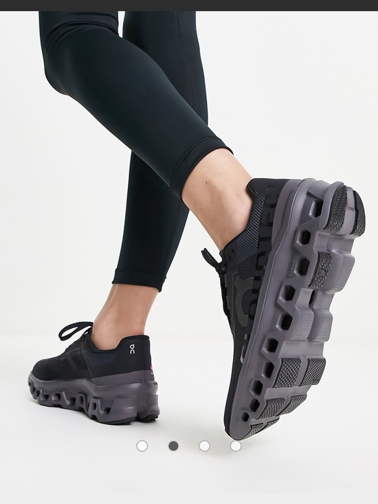 On Running Shoes - ON Cloudmonster running trainers in triple black wine size 8 gently used